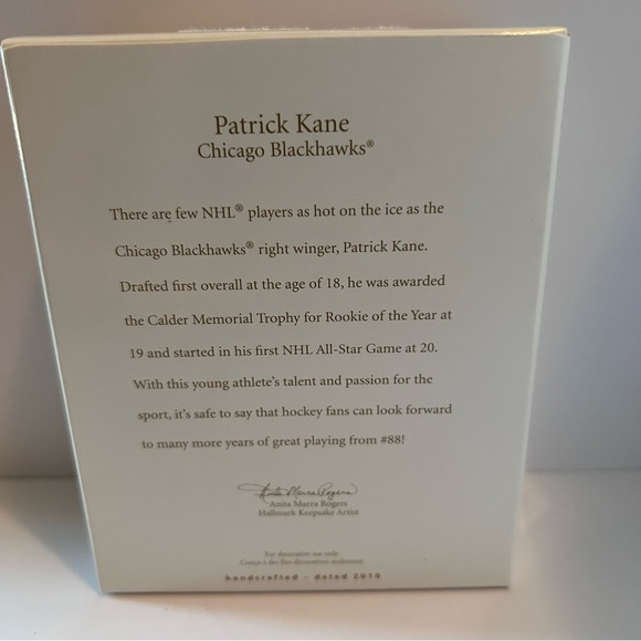 Hallmark Keepsake NHL Patrick Kane 2010 Ornament - Picture 2 of 5